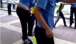 街头记者爆料事件视频播放,事件视频引发热议，真相究竟如何？